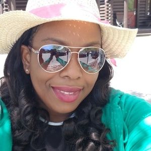 Meet your Posher, Kerry ann